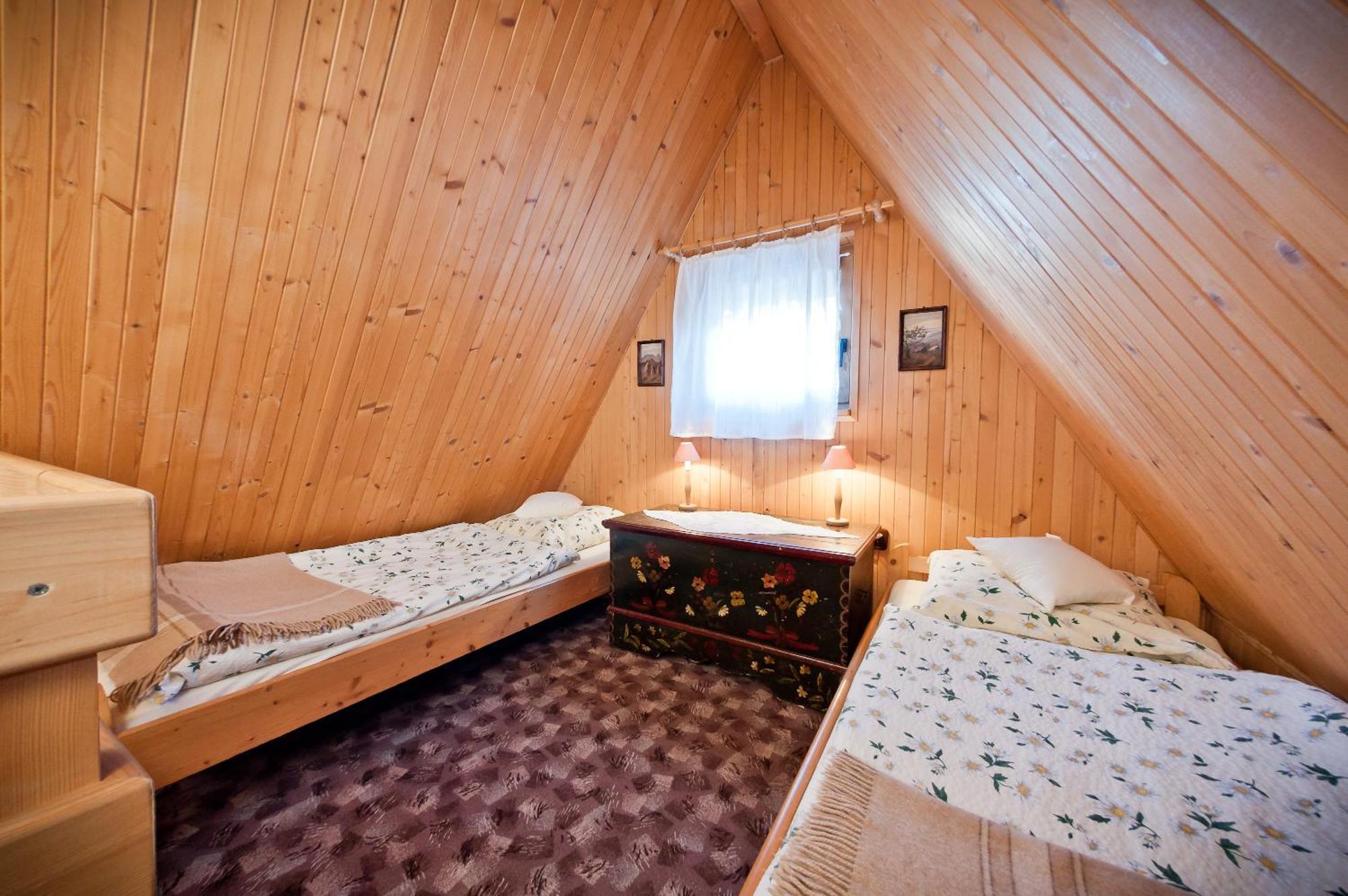 Horská chata I Ptys